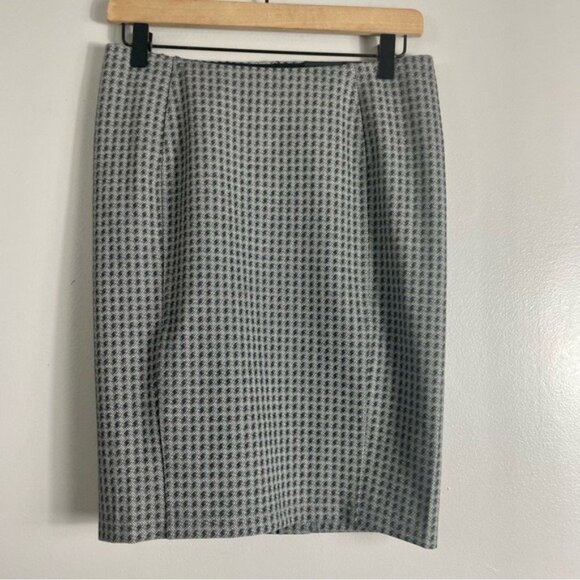 Liverpool Dresses & Skirts - Liverpool Stretch Pencil Skirt